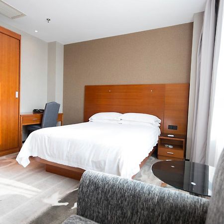 Radiance Hotel Shanghai Luaran gambar