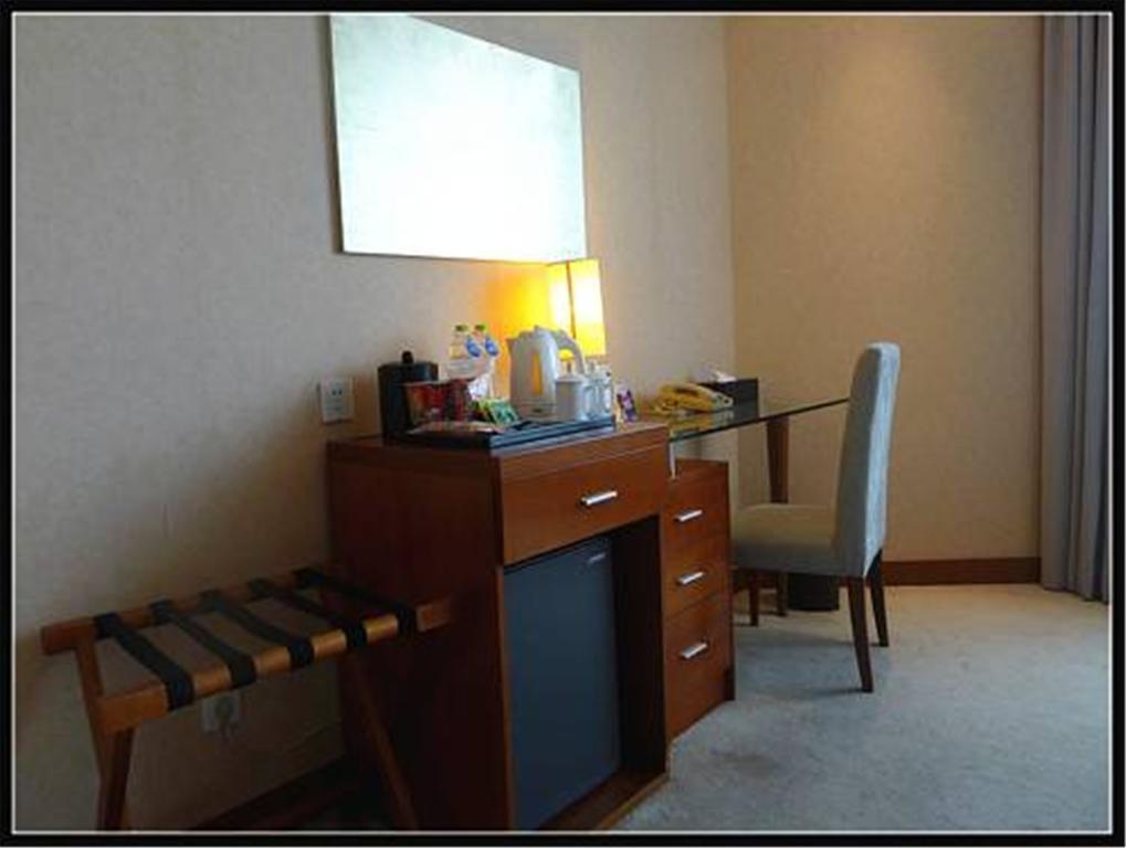 Radiance Hotel Shanghai Luaran gambar